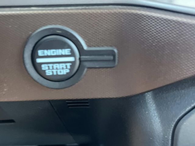 Used 2022  Ford Outer Banks image 33