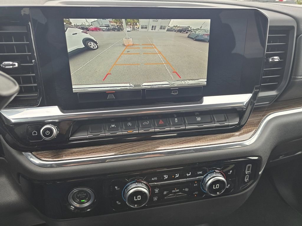 Used 2024 Silver GMC Elevation image 25