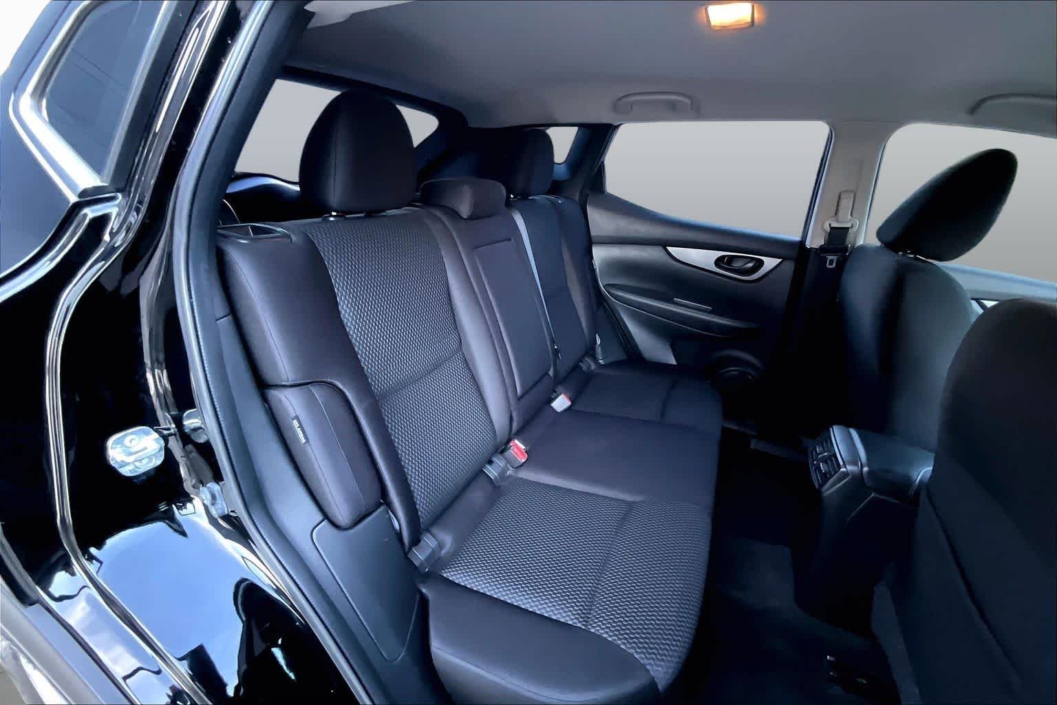 Used 2021 Magnetic Black Pearl Nissan S image 21