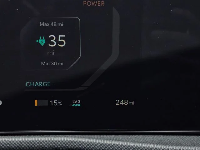New 2026 Glacial White Pearl Kia Wind image 28
