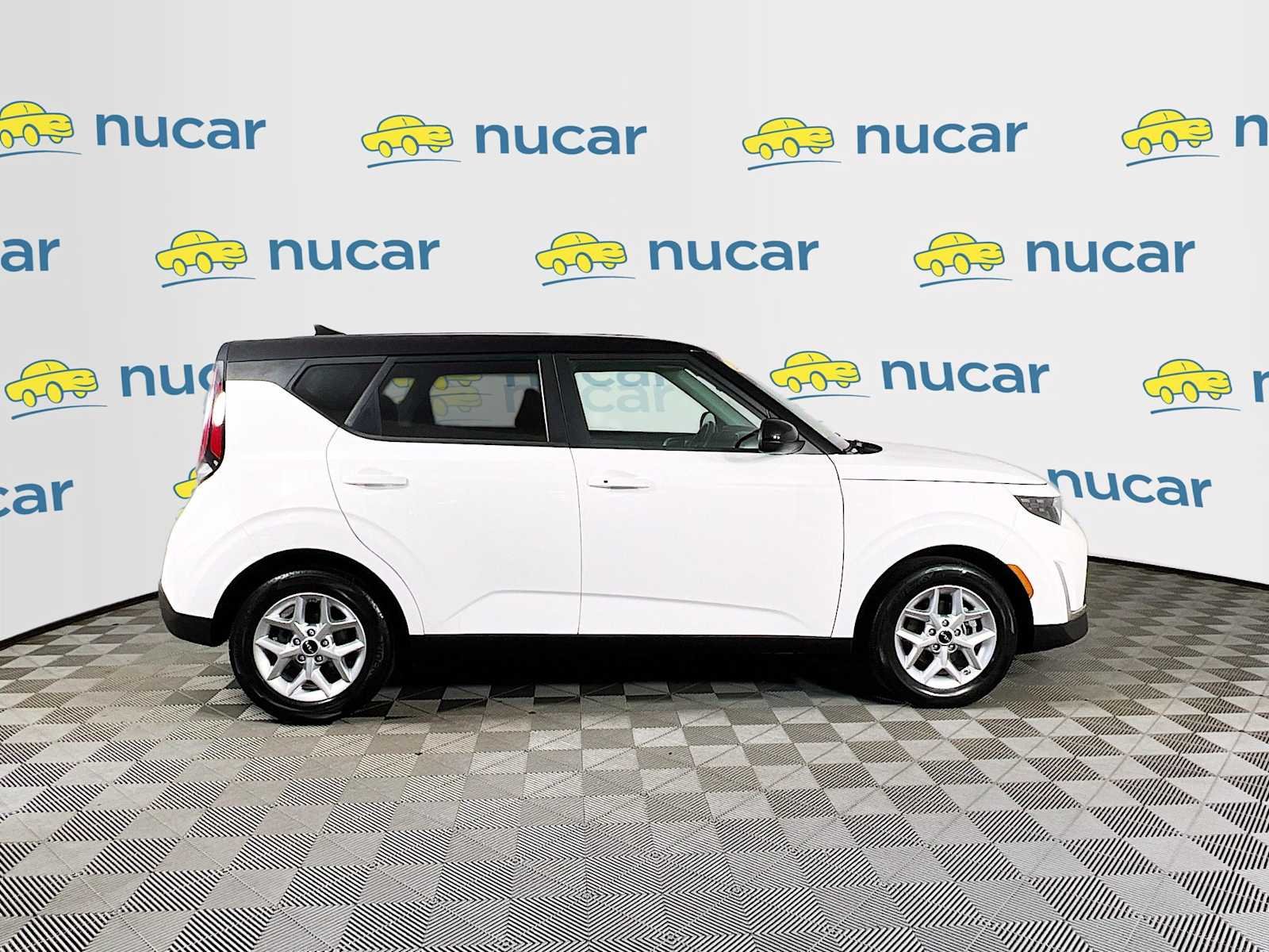 Used 2023 Clear White w/Black Roof Kia S image 8