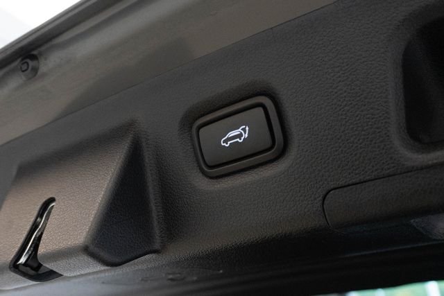 Used 2023 Gray Hyundai Calligraphy image 15
