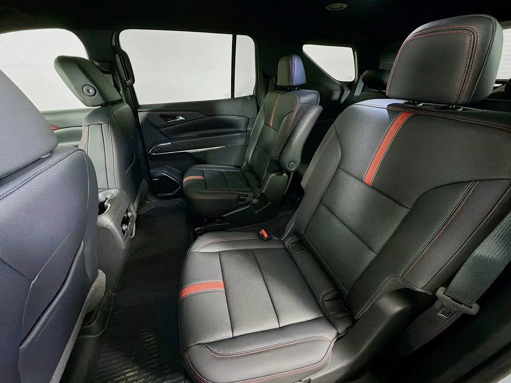 2026 Chevrolet Traverse RS - Photo 18
