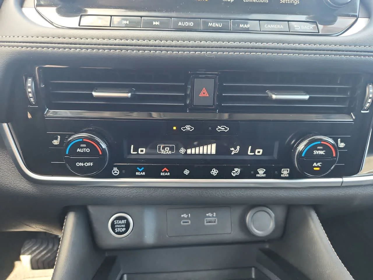 Used 2023 Boulder Gray Pearl Nissan SL image 19