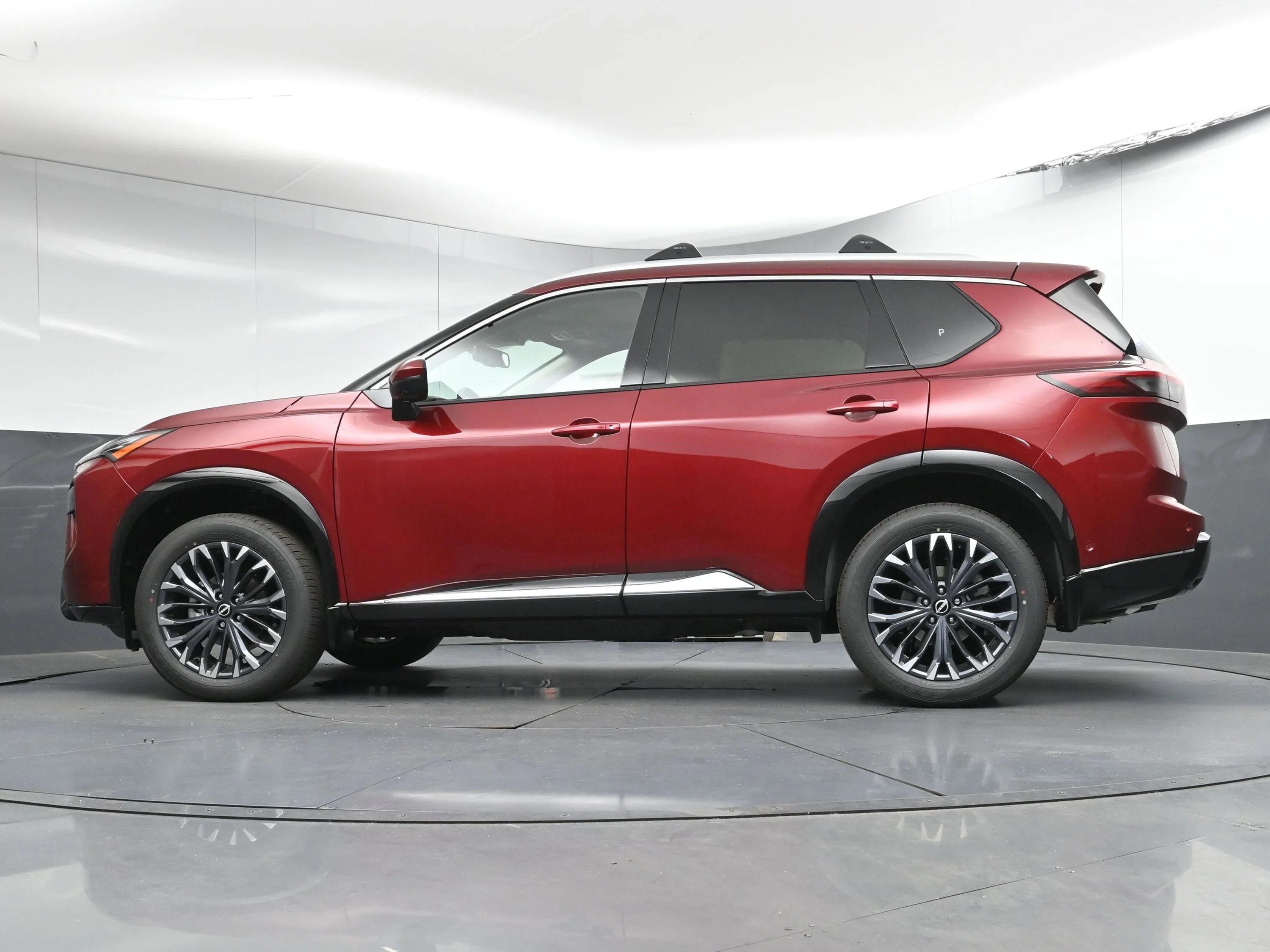 New 2026 Scarlet Ember Tintcoat Nissan Platinum image 32