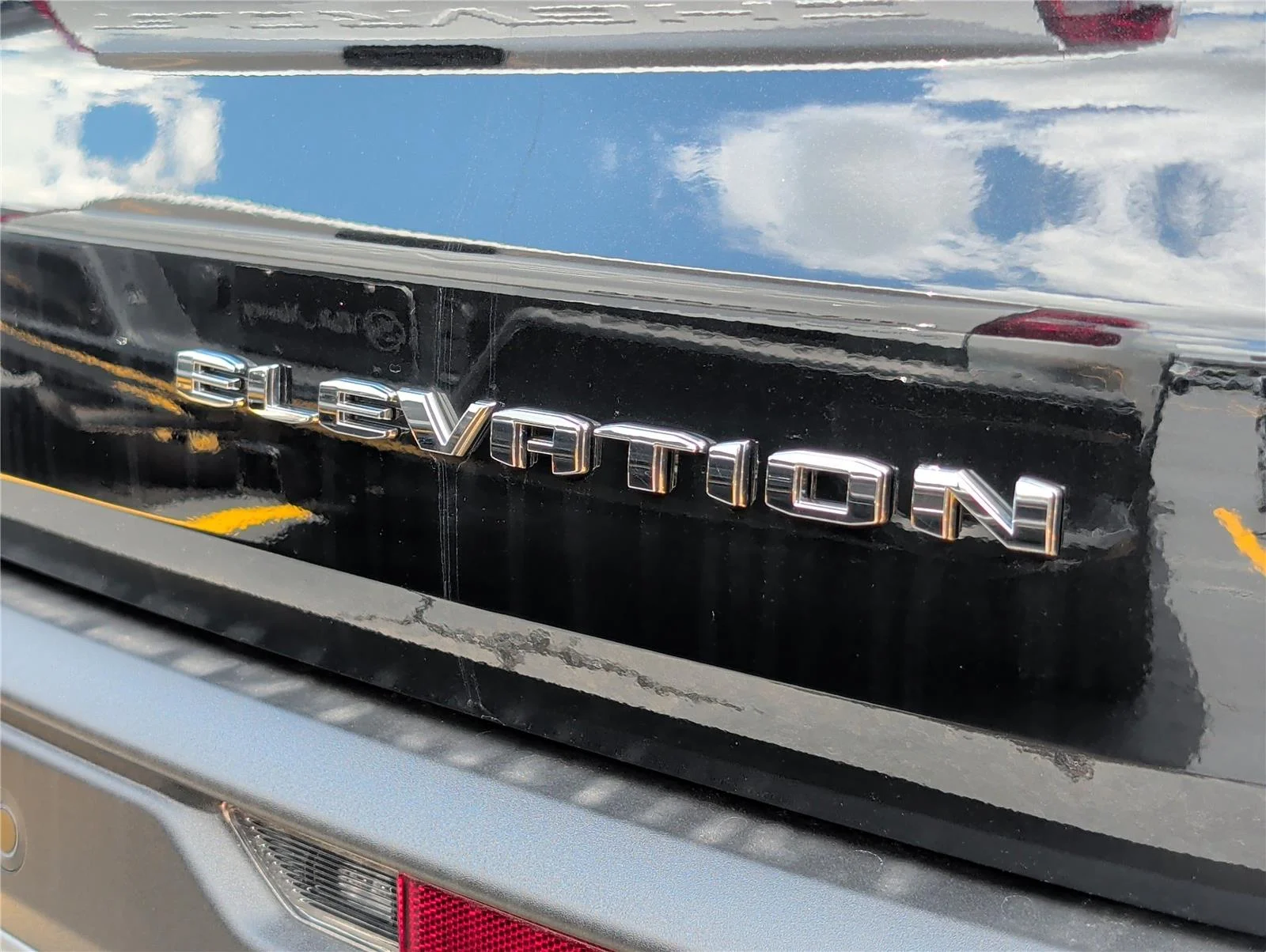 New 2026 Ebony Twilight Metallic GMC Elevation image 29