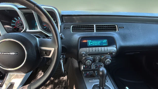 Used 2010 Gray Chevrolet 2LT image 11