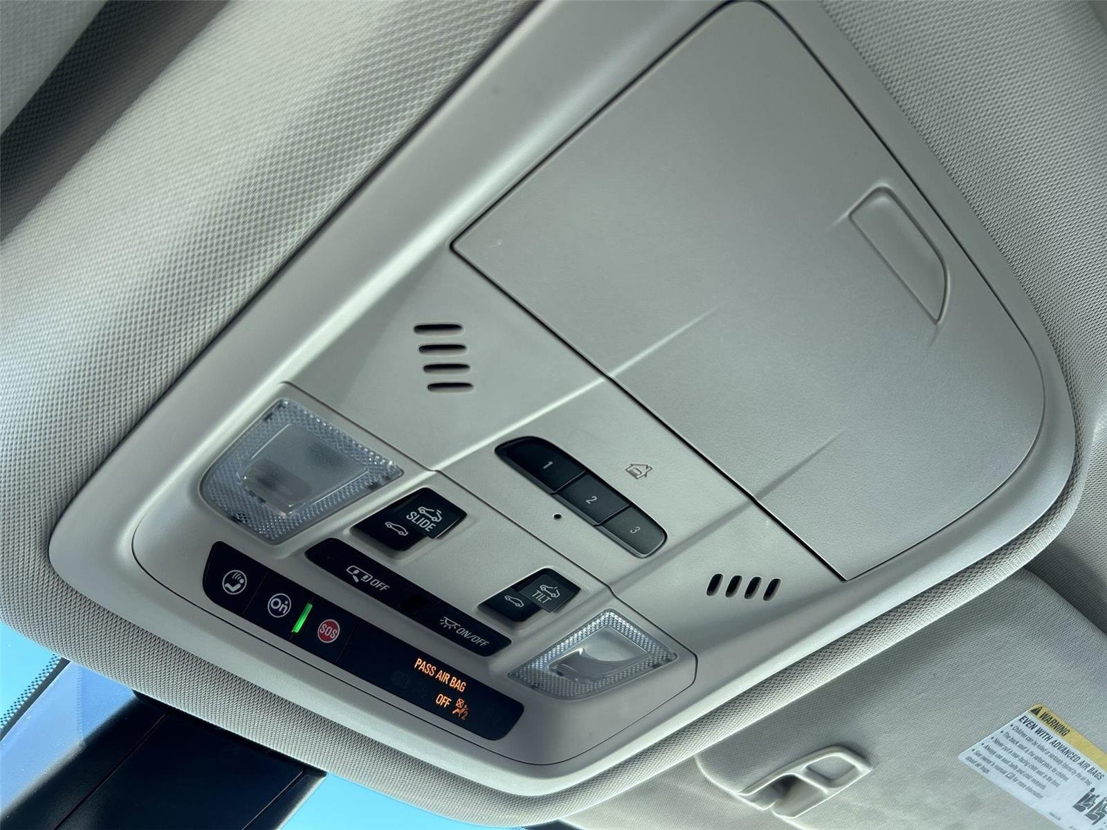 2021 GMC Acadia Denali - Photo 28