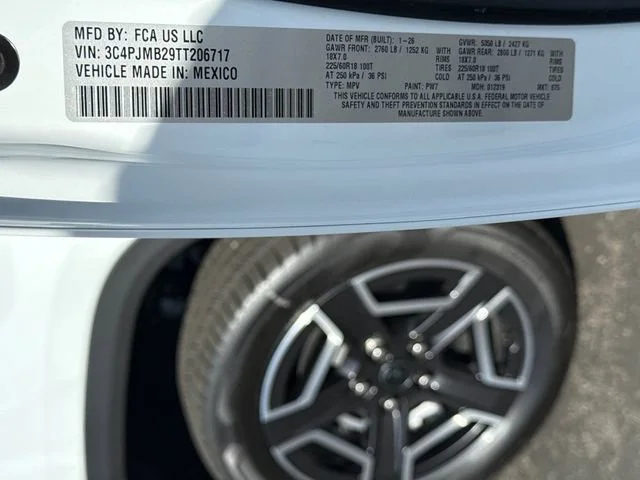 New 2026 Bright White Clearcoat Jeep Laredo image 31