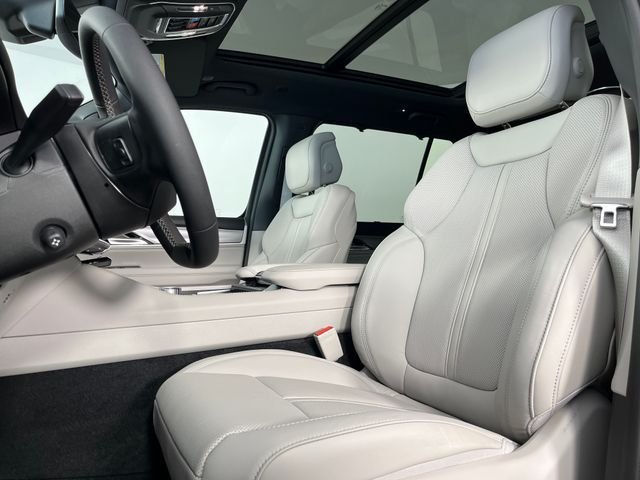 New 2026 Bright White Clearcoat Jeep Limited Reserve image 6