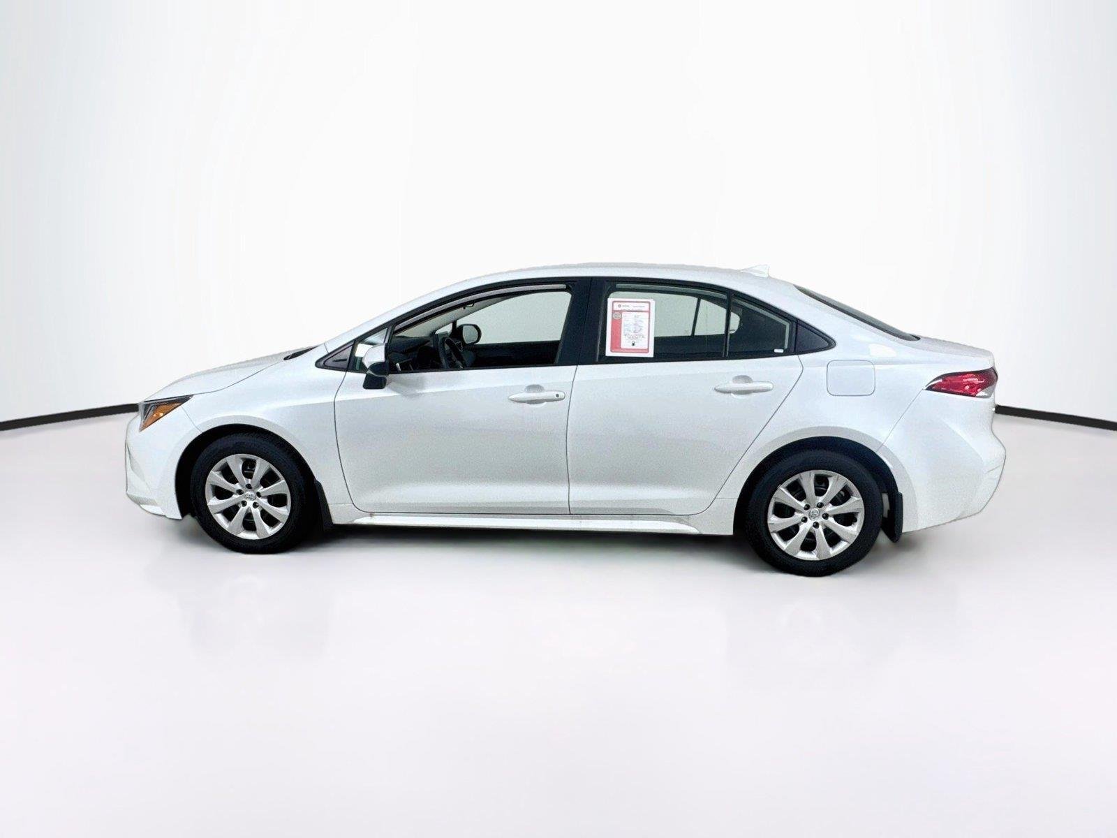 Used 2025 Wind Chill Pearl Toyota LE image 3