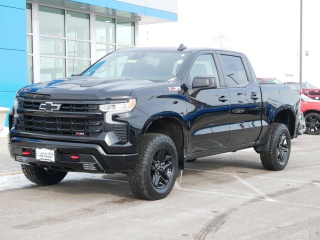 Used 2022 Chevrolet Silverado 1500 LT Trail Boss with VIN 3GCPDFEK7NG605507 for sale in Roseville, Minnesota