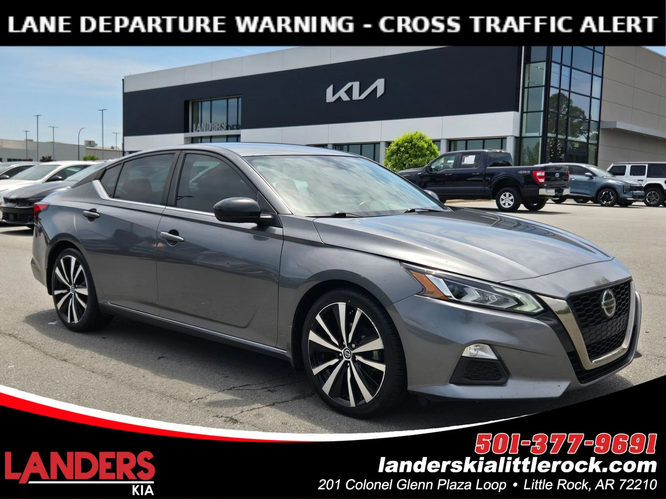 2022 Nissan Altima 2.5 SR's photo