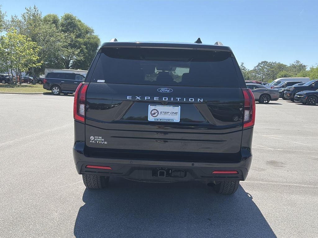 Used 2025 Black Ford Active image 6