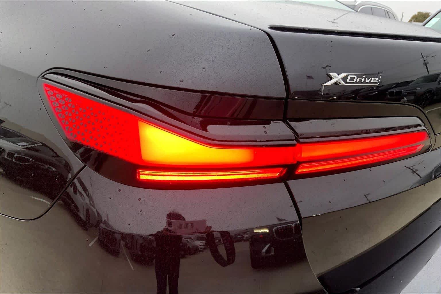 Used 2026 Black Sapphire Metallic BMW 750e xDrive image 14