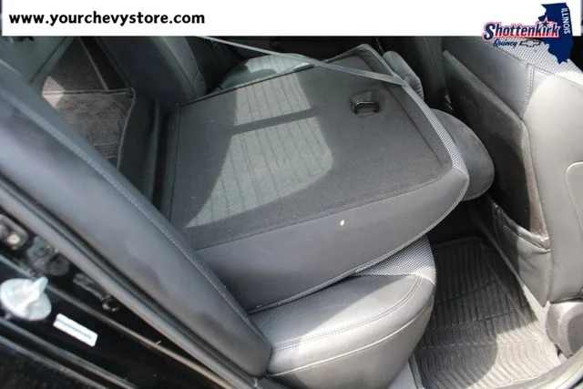 Used 2011 Black Hyundai SE image 16