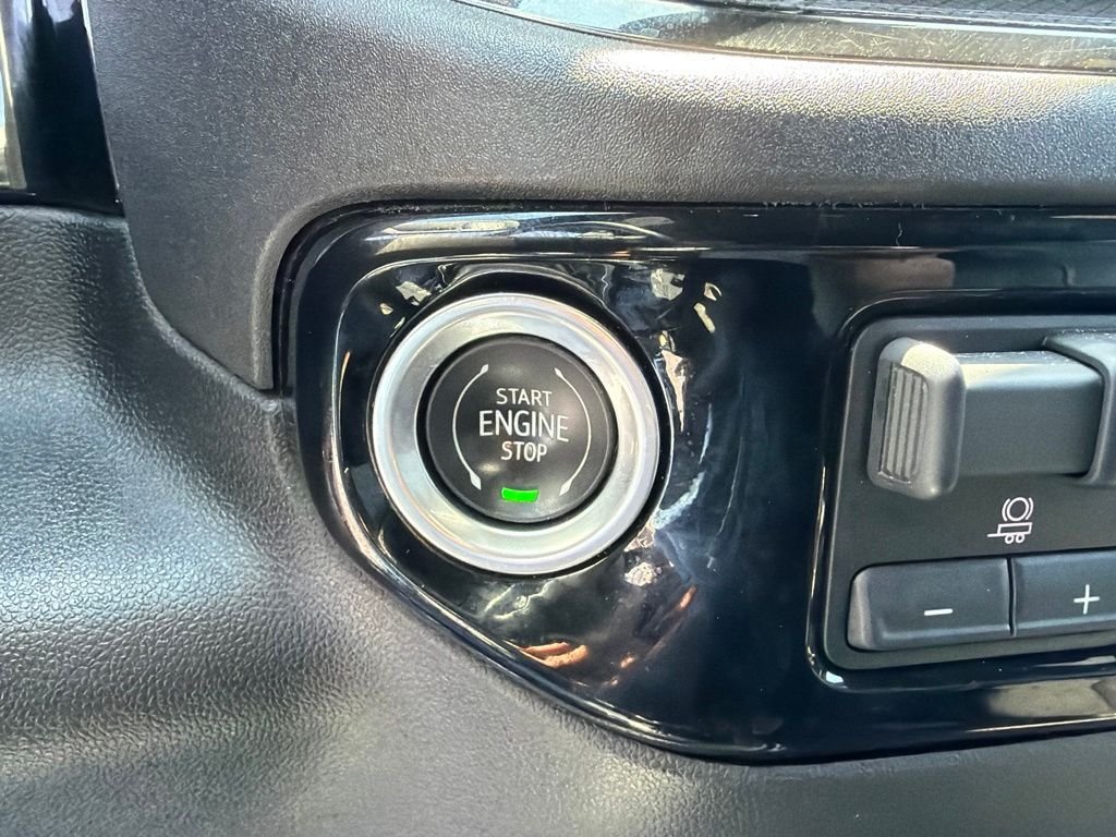 Used 2023 Black Chevrolet ZR2 image 32