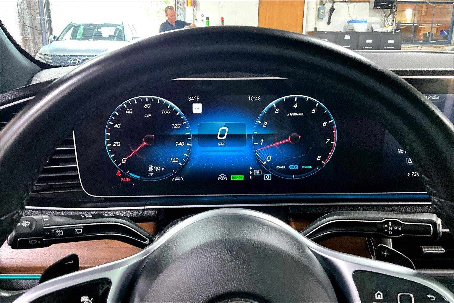 Used 2022 Obsidian Black Metallic Mercedes-Benz GLE 450 image 21