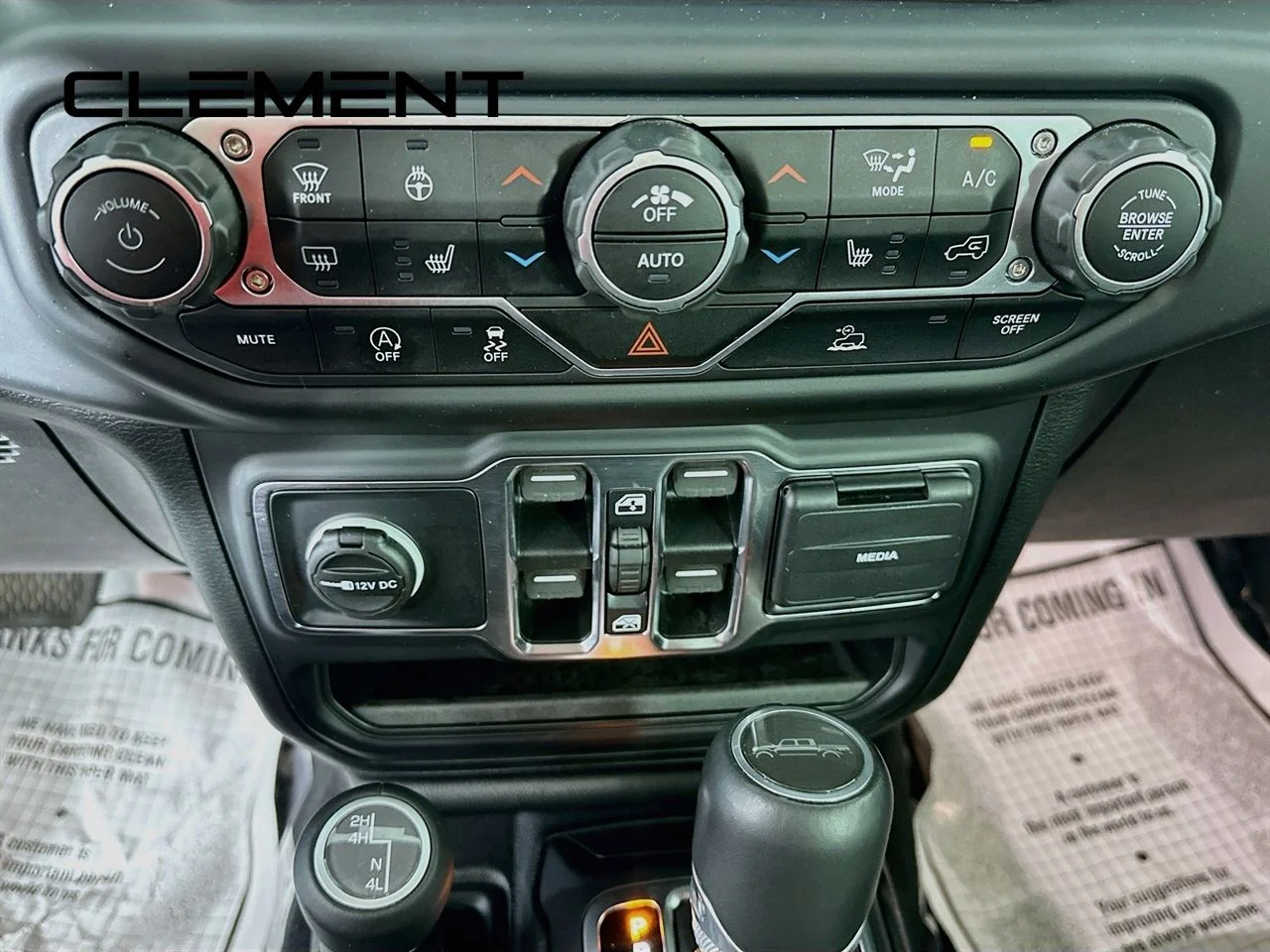 Used 2021 Hydro Blue Pearlcoat Jeep Overland image 17