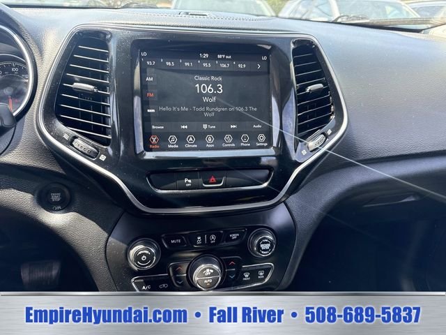 Used 2019 Billet Silver Metallic Jeep Limited image 22