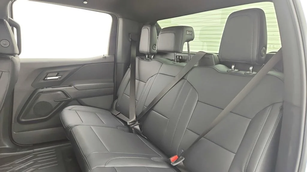 New 2024 Summit White Chevrolet Work Truck image 29