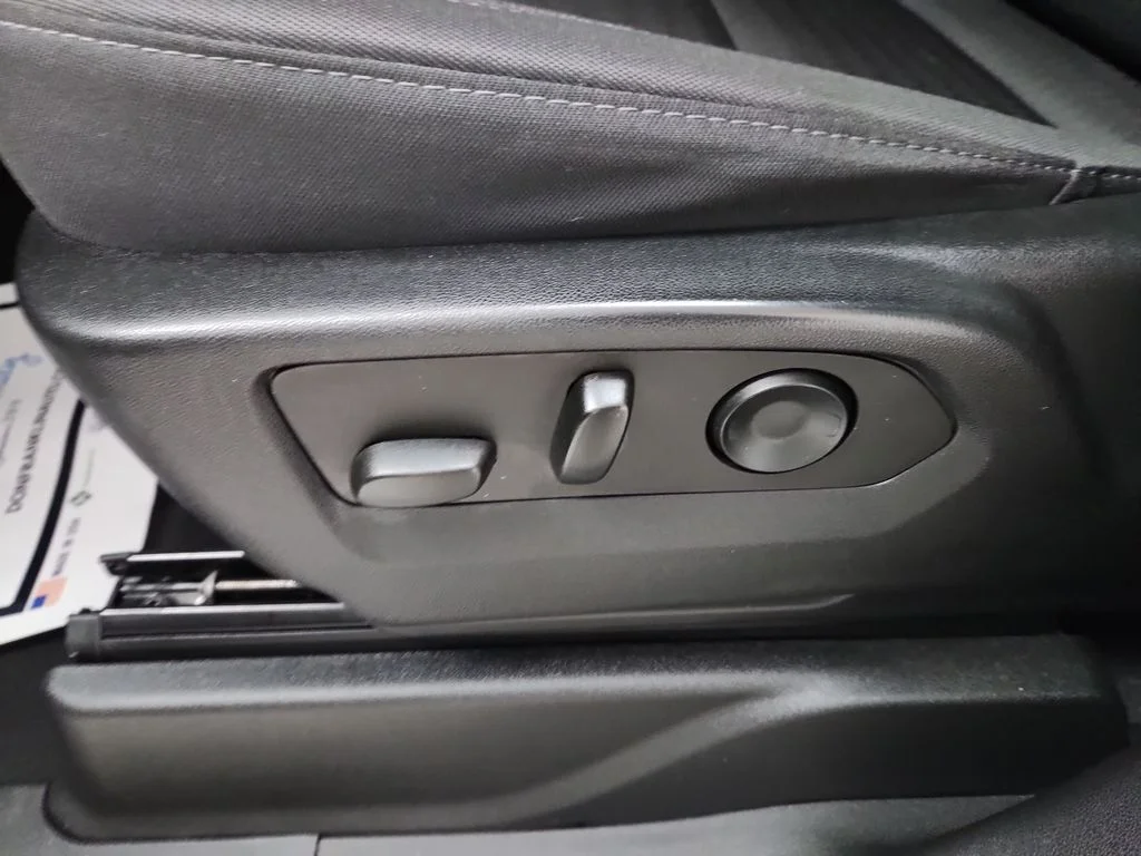 Used 2023 White Chevrolet LS image 16