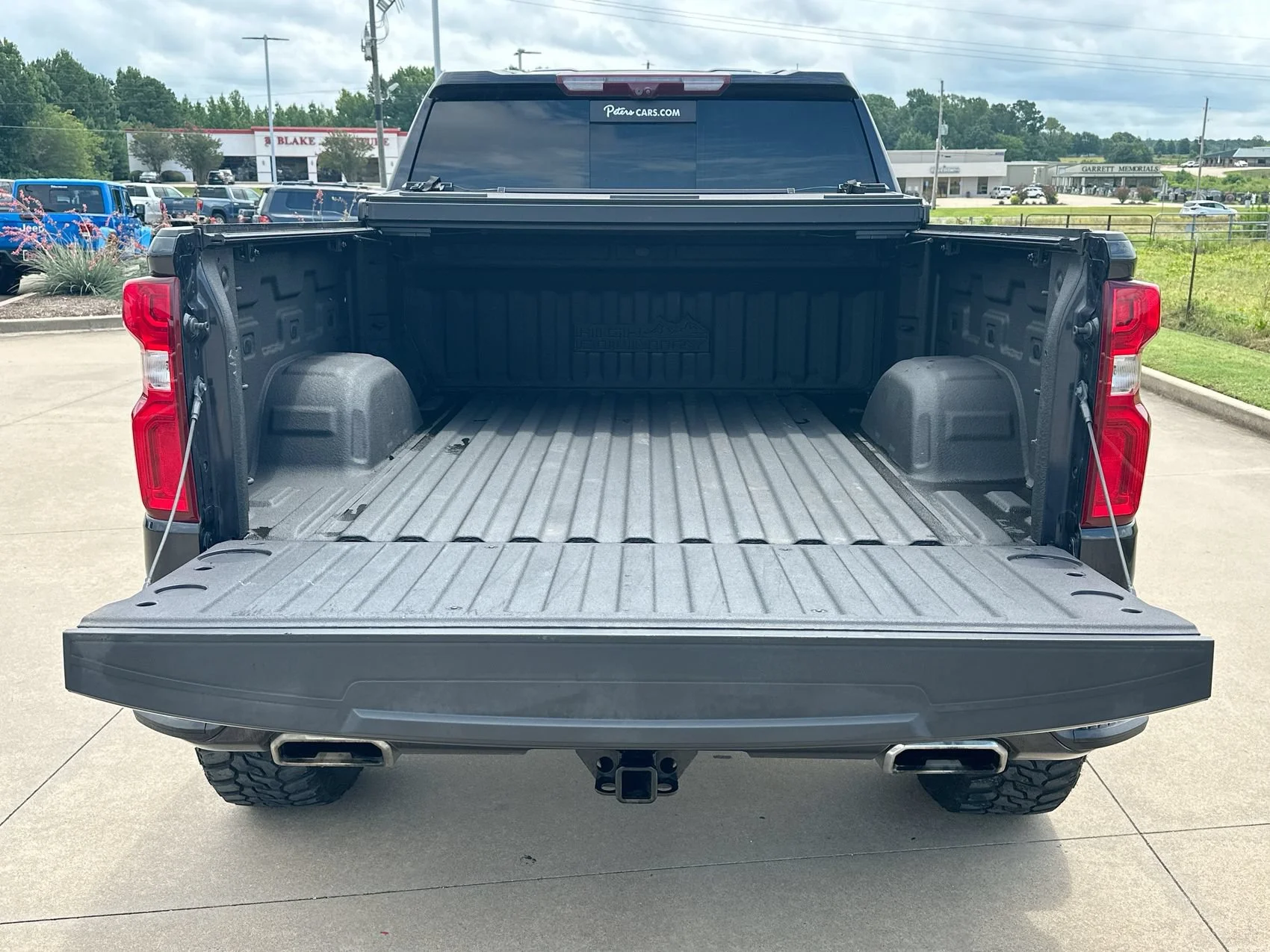 Used 2023 Dark Ash Metallic Chevrolet High Country image 25