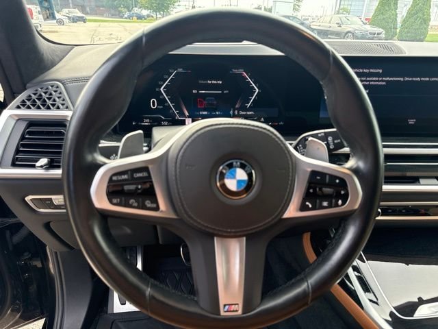 Used 2023 Black Sapphire Metallic BMW xDrive40i image 18