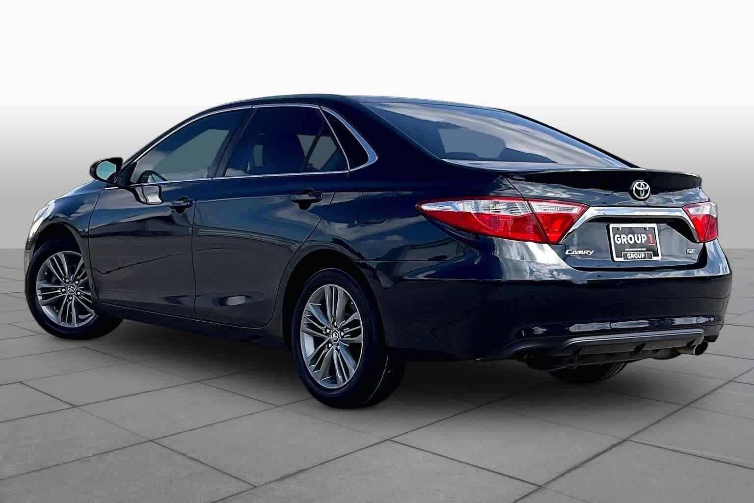Used 2017 Cosmic Gray Mica Toyota LE image 12