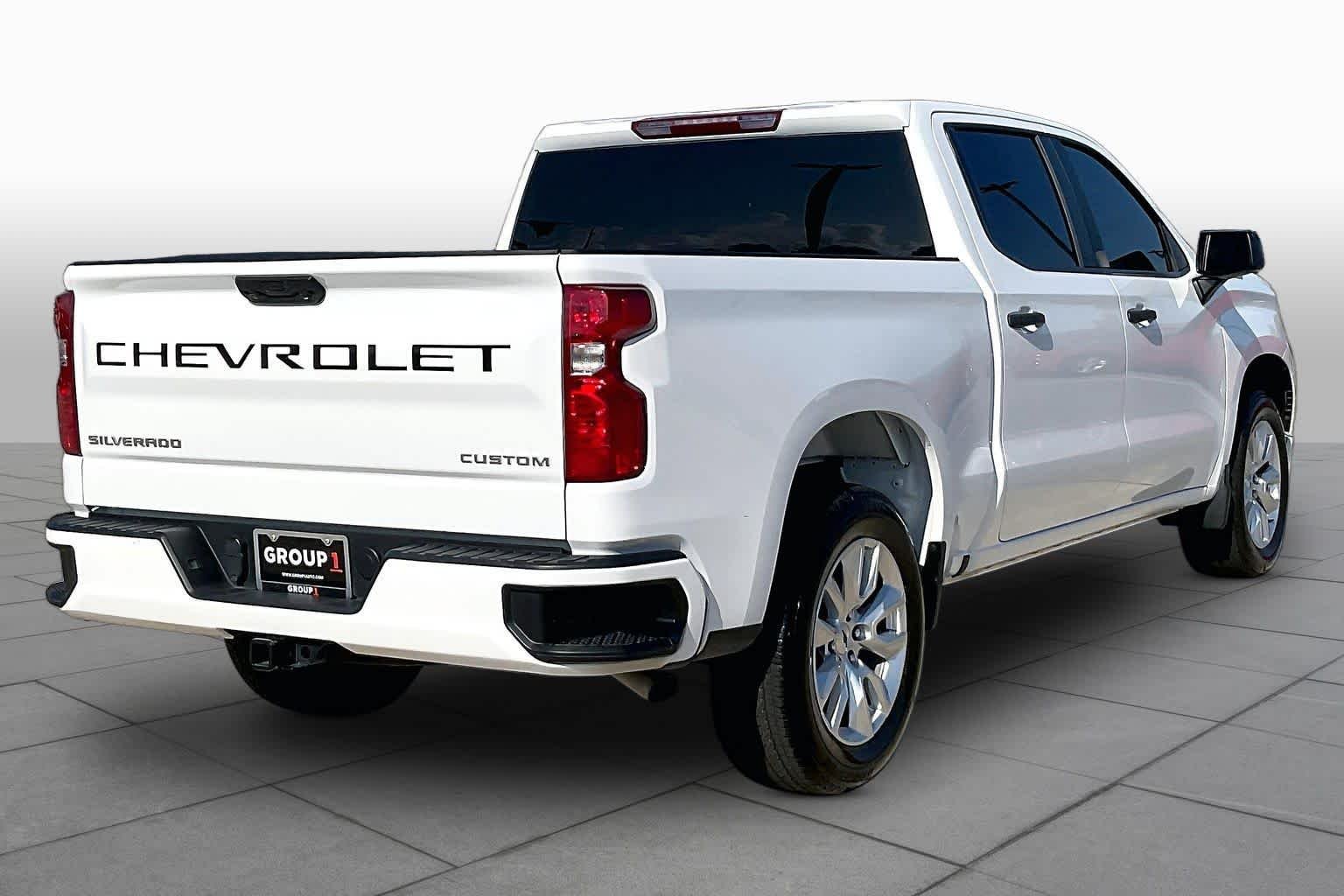 2025 Chevrolet Silverado 1500 Custom - Photo 13
