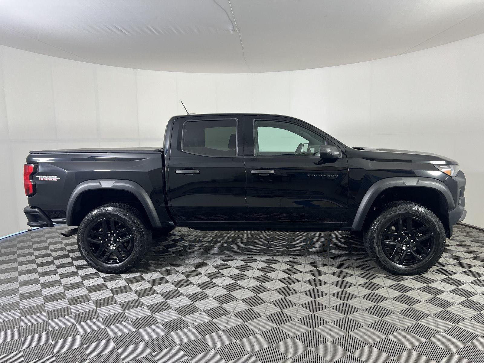 Used 2023 Black Chevrolet 4WD Trail Boss image 21