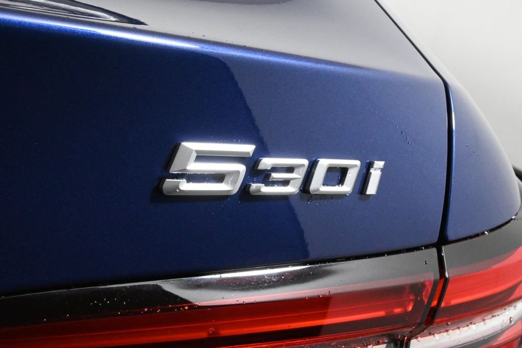 Used 2026 Blue BMW 530i xDrive image 40