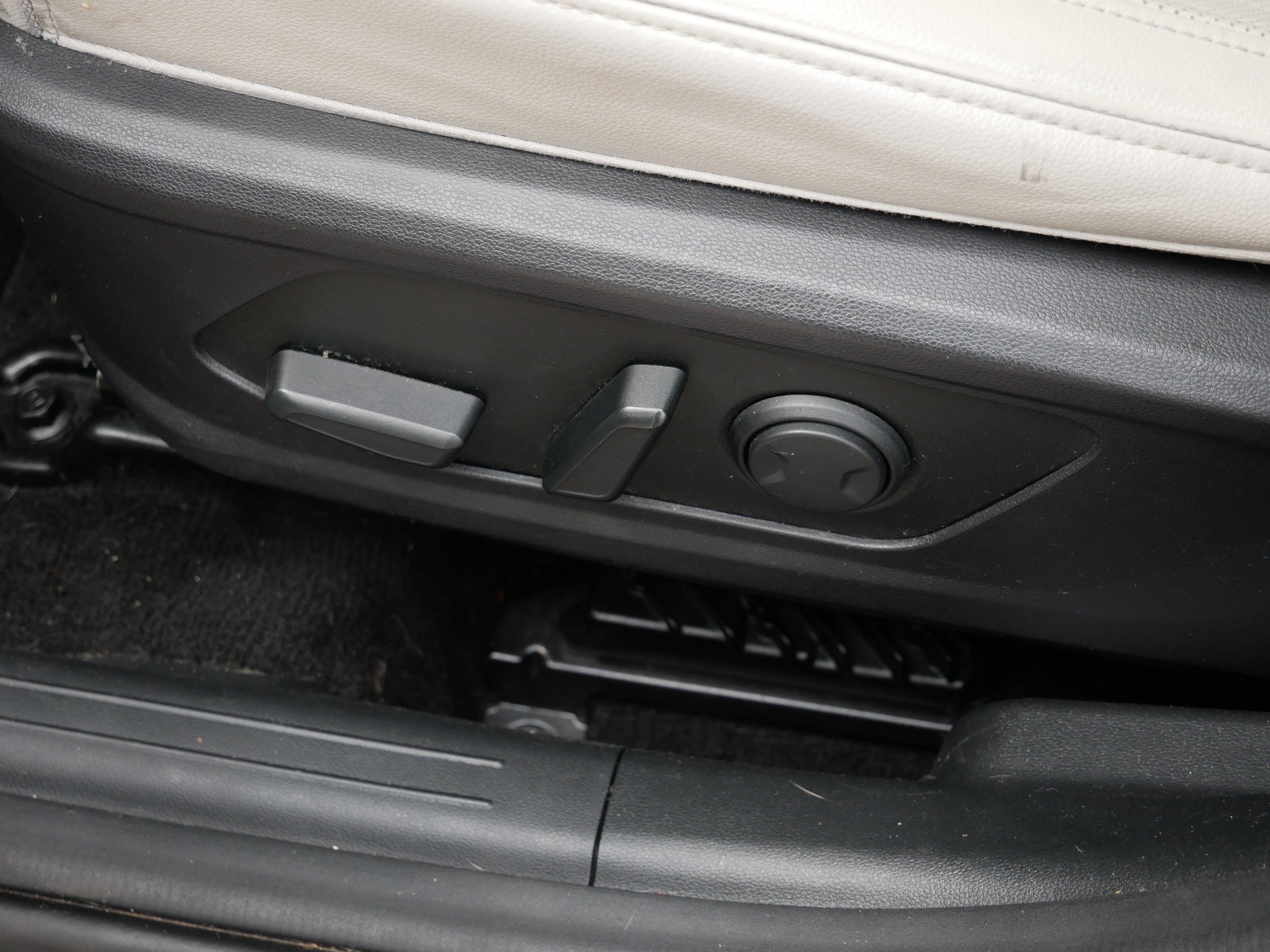 2022 Hyundai Tucson Limited - Photo 20