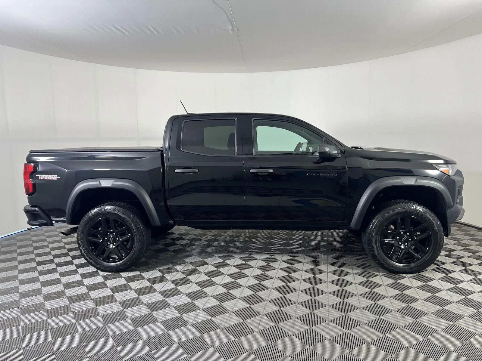 Used 2023 Black Chevrolet 4WD Trail Boss image 21