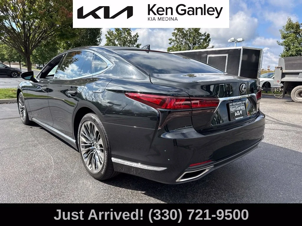 Used 2021 Black Lexus 500 Base image 3