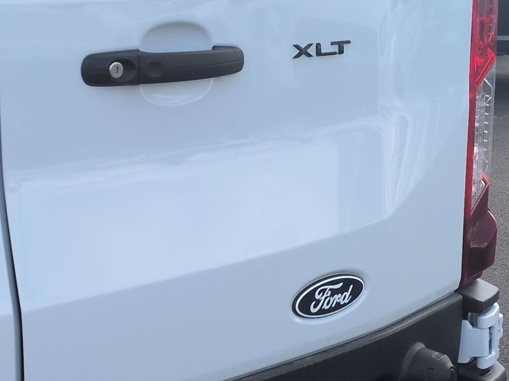 New 2026 Oxford White Ford Passenger Van XLT image 56