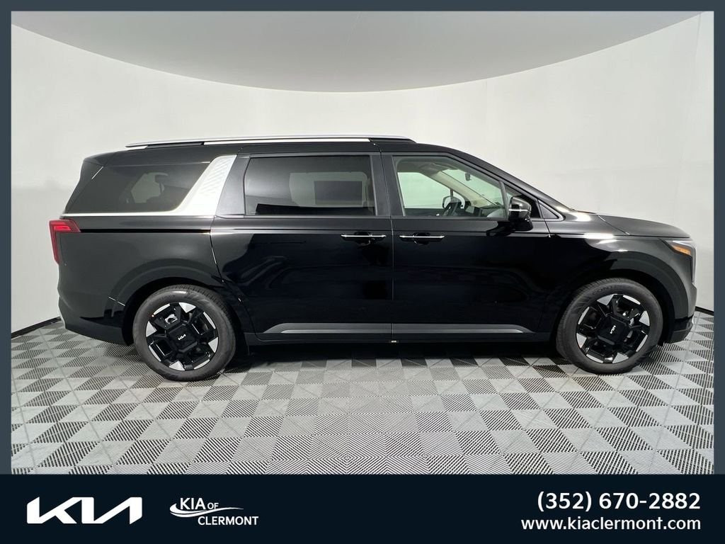 2026 Kia Sedona EX's photo