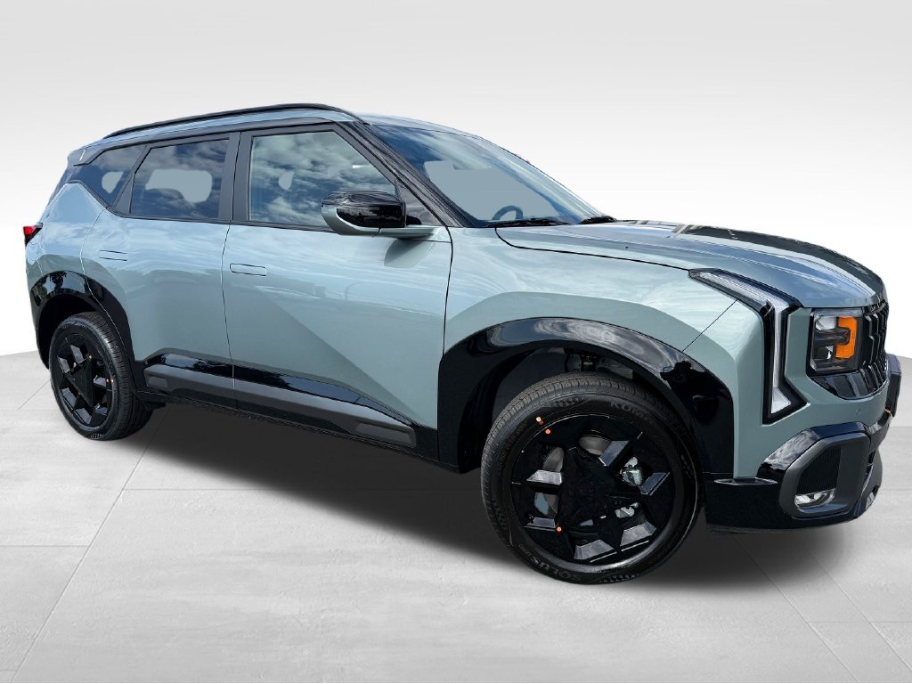 New 2027 Iceberg Green Kia X-Line S image 1