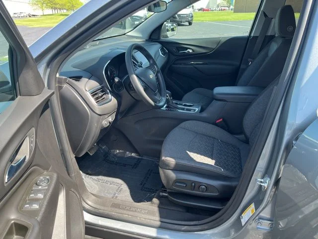 Used 2024 Gray Chevrolet LT image 33