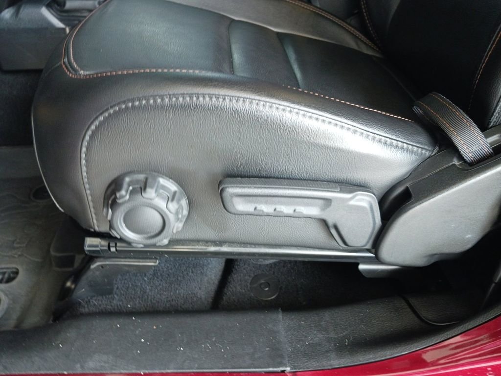 Used 2022 Red Jeep Unlimited Rubicon 392 image 35