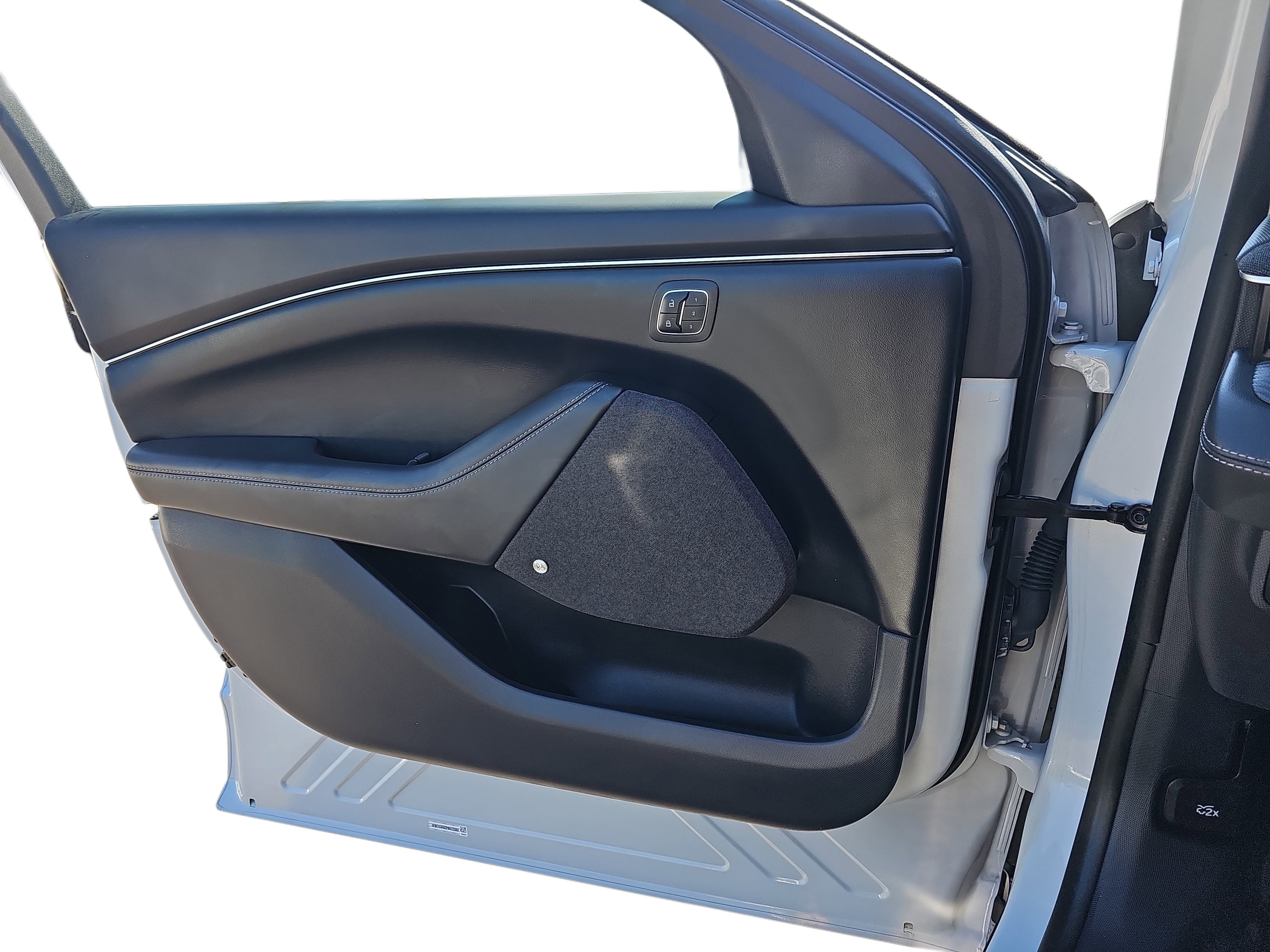 Used 2023 White Metallic Ford Premium image 22