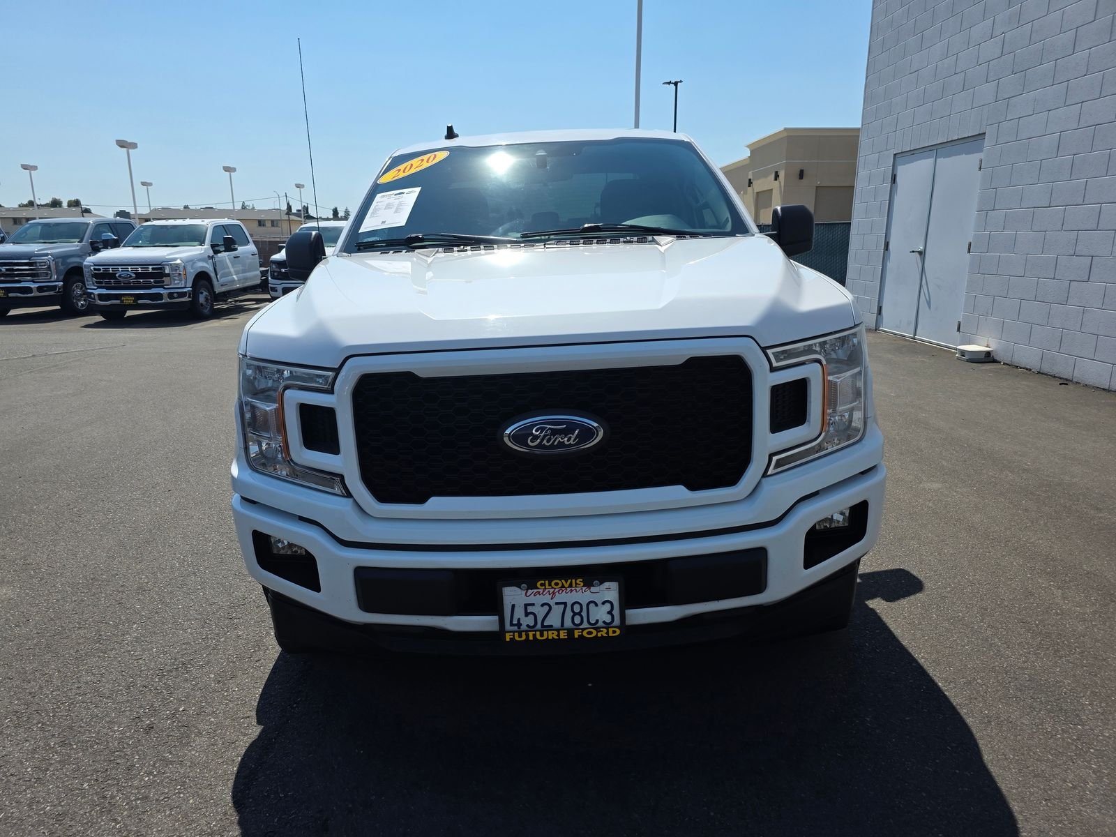 Used 2020 White Ford XL image 3