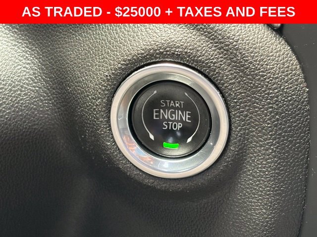 Used 2020 White GMC Denali image 24