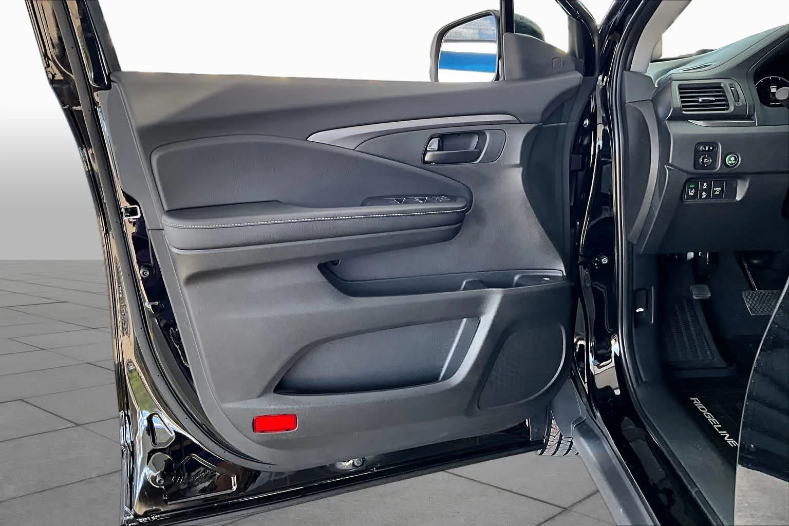 2026 Honda Ridgeline Sport - Photo 10