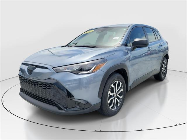 Certified Used 2025 CELESTITE GRAY ME. Toyota  image 3