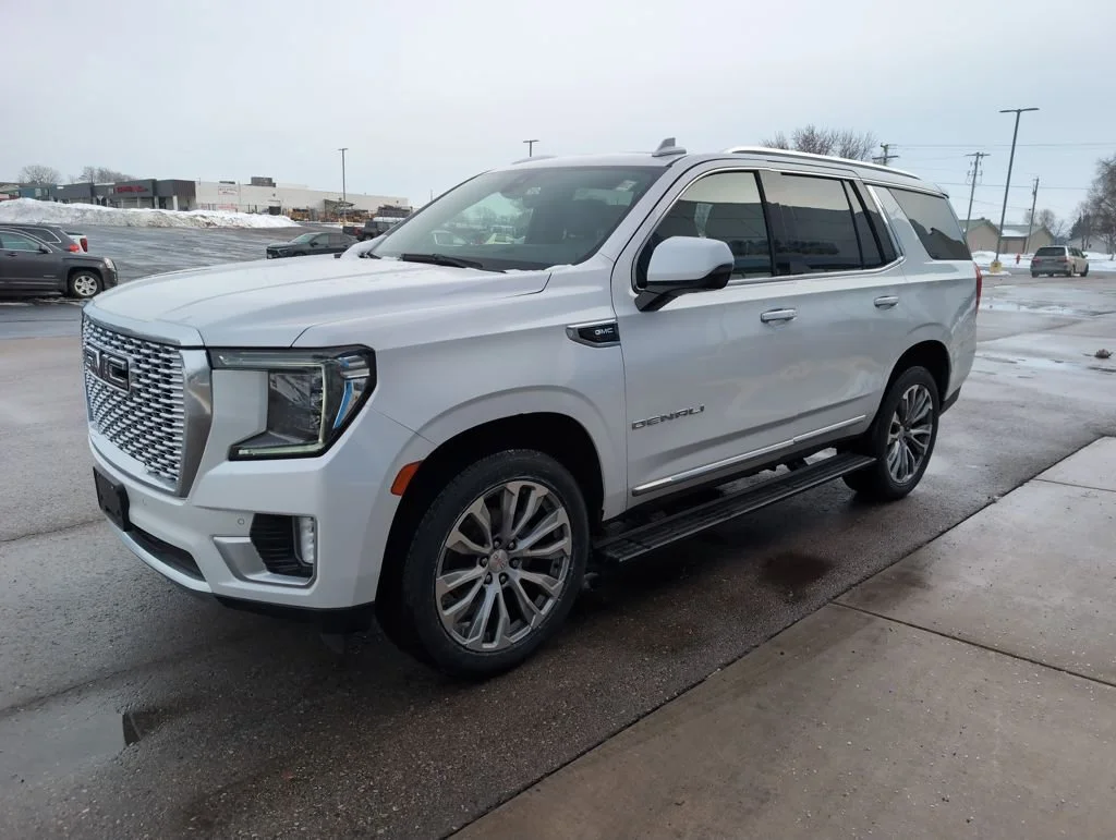 2021 GMC Yukon Denali - Photo 4