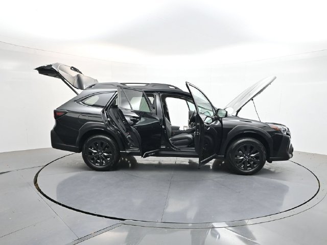Used 2023 Crystal Black Silica Subaru Onyx Edition image 30