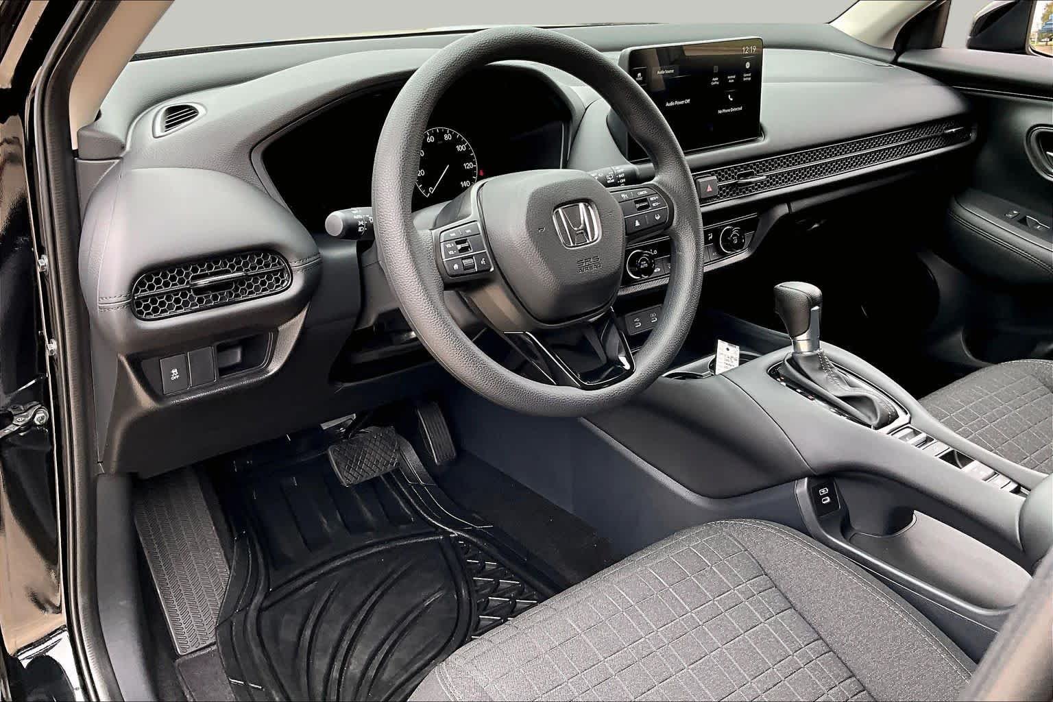2027 Honda HR-V LX - Photo 17