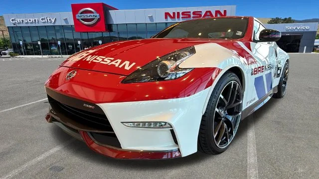 Used 2019 White Nissan Nismo image 7