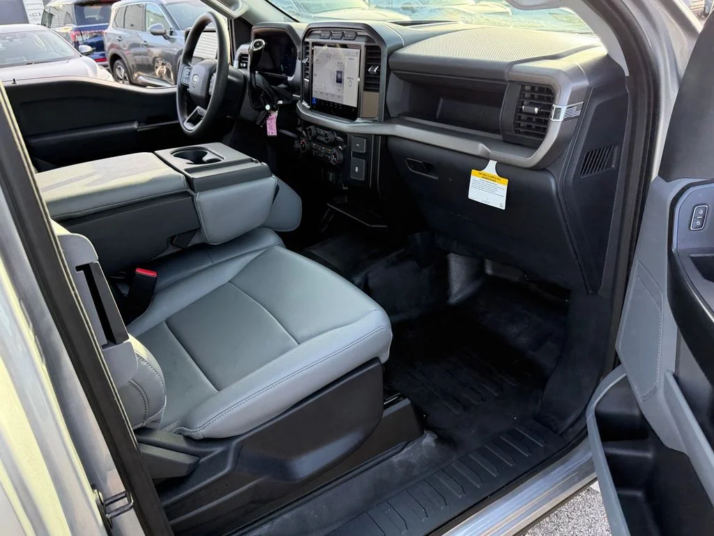 Used 2024 Silver Ford XL image 14